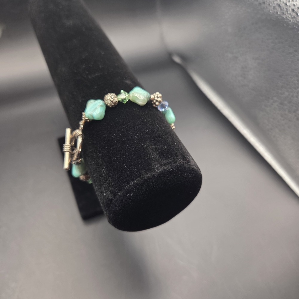 VTG ART GLASS BEADED BRACELET TOGGLE CLASP GREEN BLUE